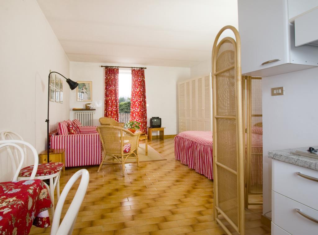 Agriturismo Il Torrione Pinerolo Cameră foto