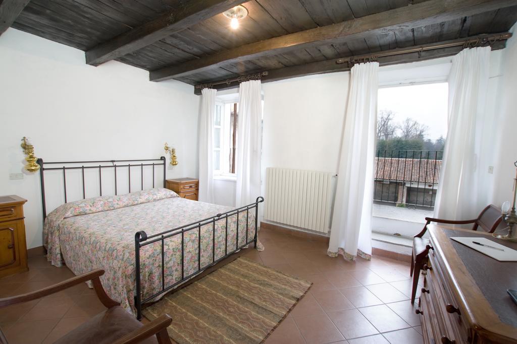 Agriturismo Il Torrione Pinerolo Cameră foto